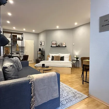 Bellahomes Apartments, Ground Floor, Aircondition, Private Parking, Airport 30 Min * Erlensee