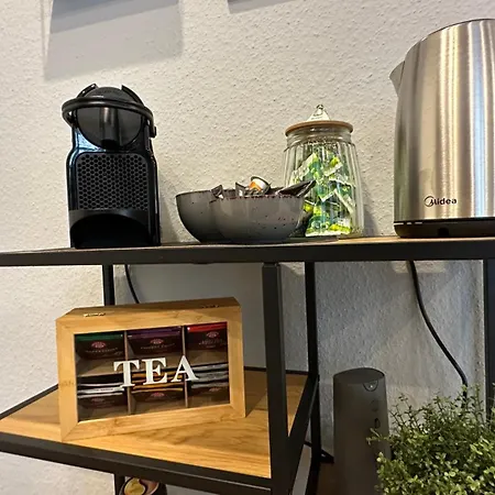 Bellahomes Apartments, Ground Floor, Aircondition, Private Parking, Airport 30 Min * Erlensee