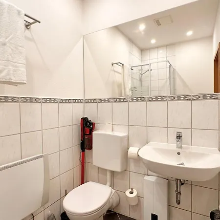 Apartmán Bellahomes Apartments, Ground Floor, Aircondition, Private Parking, Airport 30 Min Erlensee