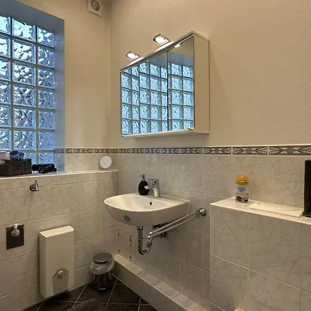 Apartman Bellahomes Apartments, Ground Floor, Aircondition, Private Parking, Airport 30 Min Erlensee