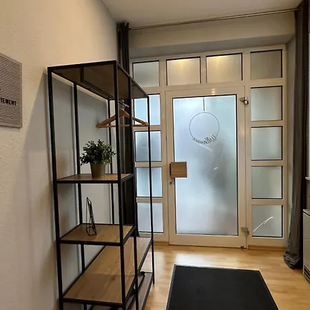 Apartment Bellahomes Apartments, Ground Floor, Aircondition, Private Parking, Airport 30 Min Erlensee
