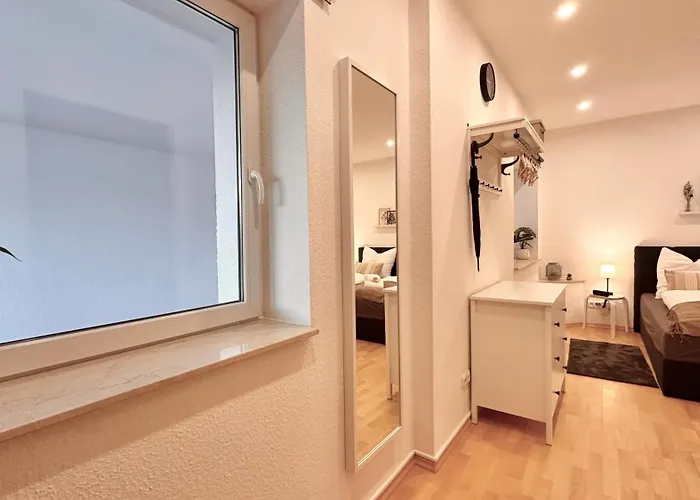 Bellahomes Apartments, Ground Floor, Aircondition, Private Parking, Airport 30 Min Daire *